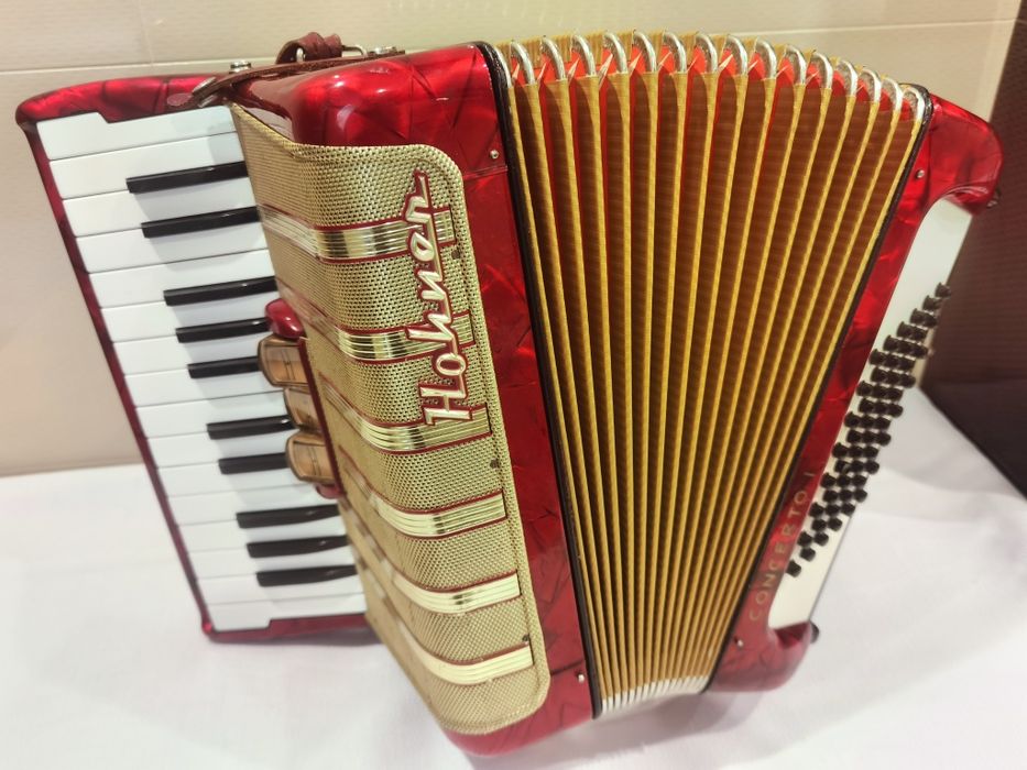 Hohner concerto 48 basów akordeon