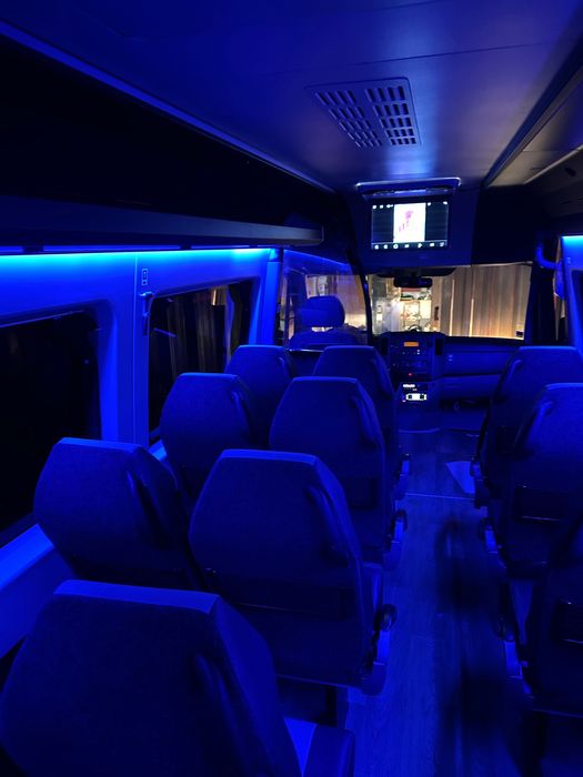 mini bus 22 lugares