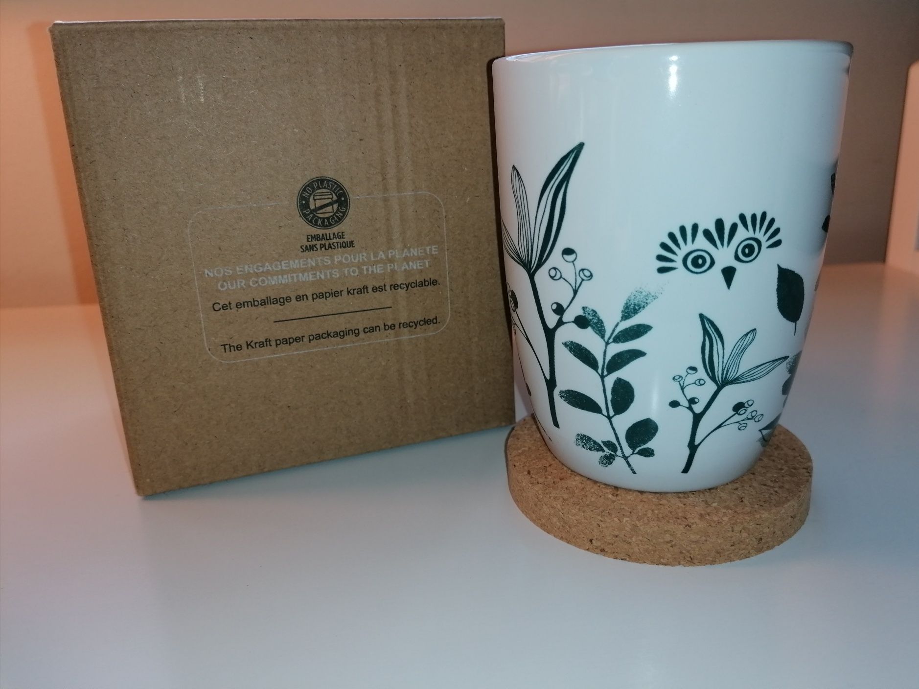 Caneca Nova e em embalagem original Yves Rocher