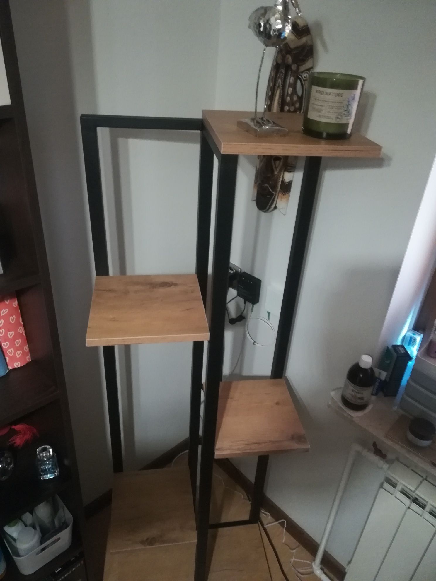 Kwietnik, stojak na kwiaty
