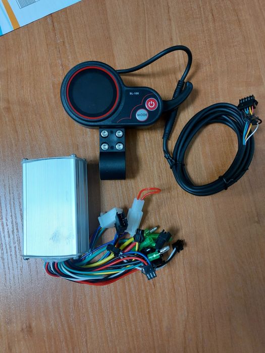 Контролер 36-60v/350w з ручкою газу куркового типу + LCD дисплей