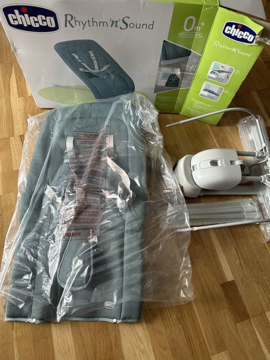Bujaczek leżaczek chicco rhythm n sound