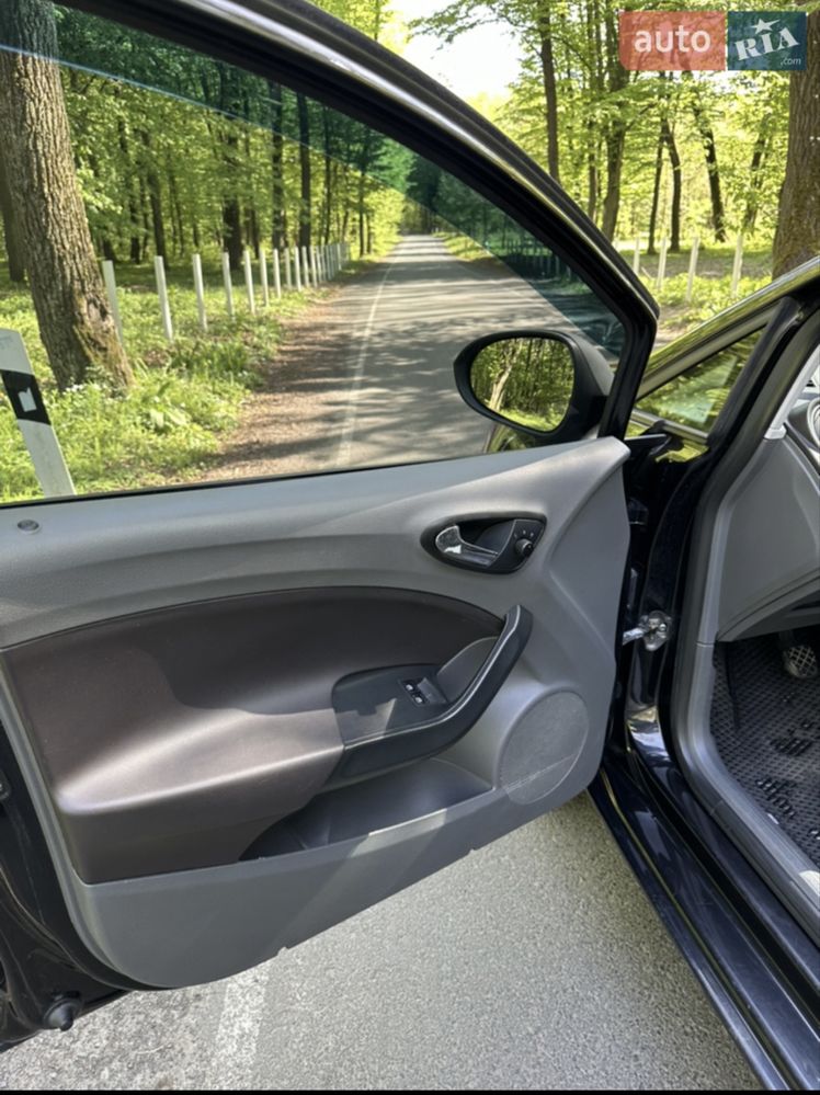 Seat ibiza 2011 1.2газ/бензин