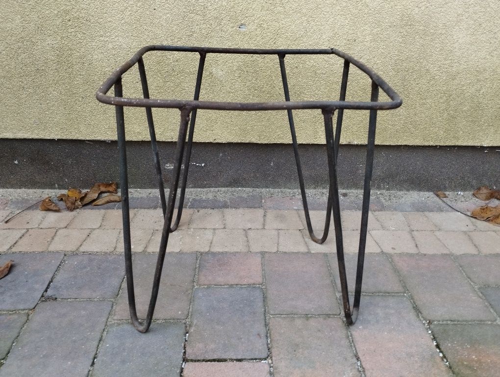 Taboret stołek Wołkowski, meble PRL, loft, industrial