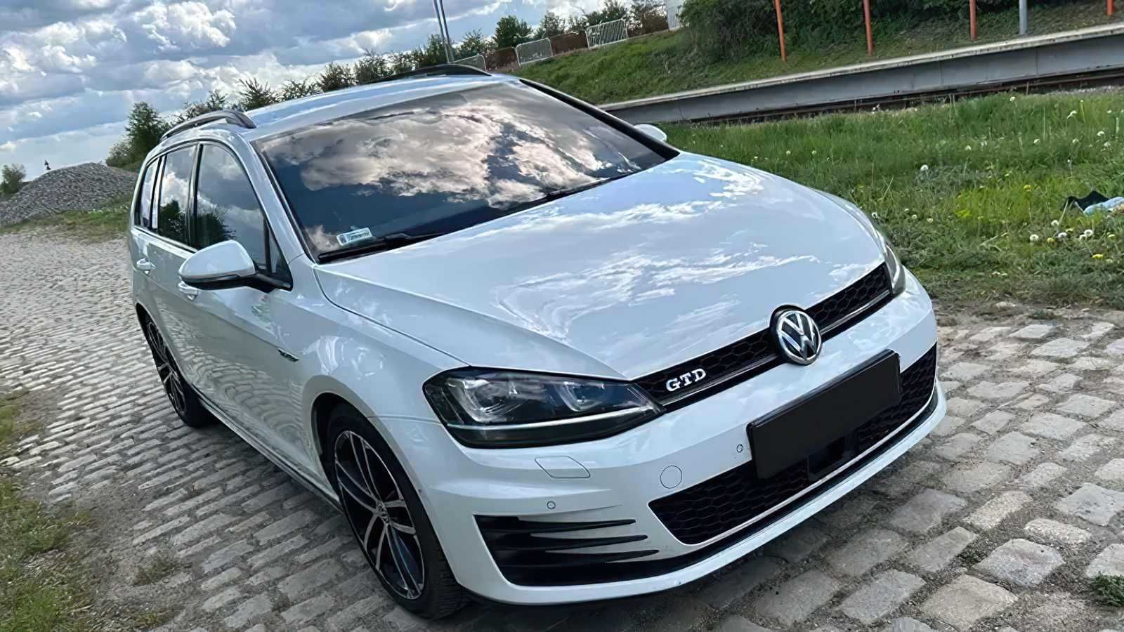 Volkswagen Golf VII 2.0 TDI BMT GTD DSG