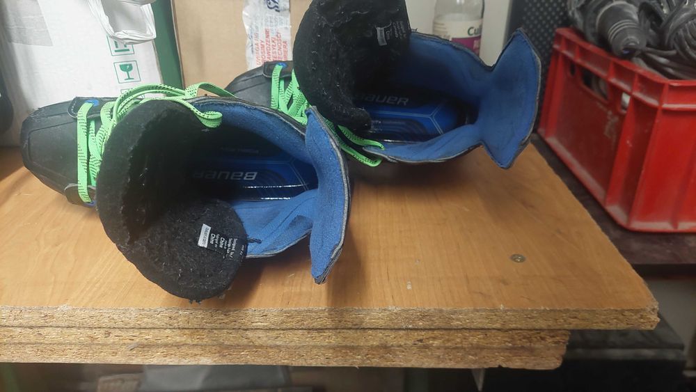 Łyżwy Bauer Nexus 2N rozm. 8.5 D eu 44