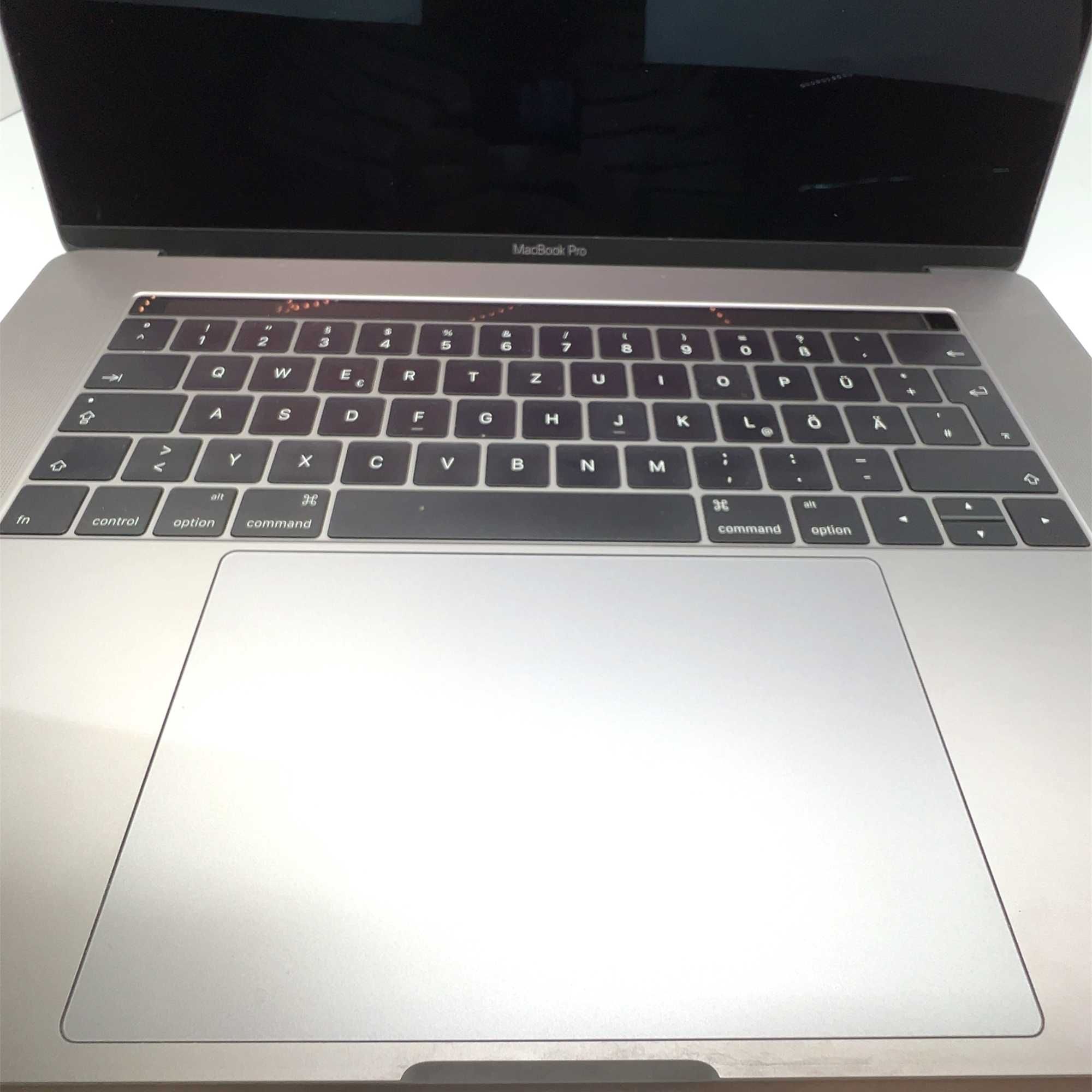 Macbook PRO 15 2017 i7-2.9Ghz/16GB/1TB SSD/188 cykli