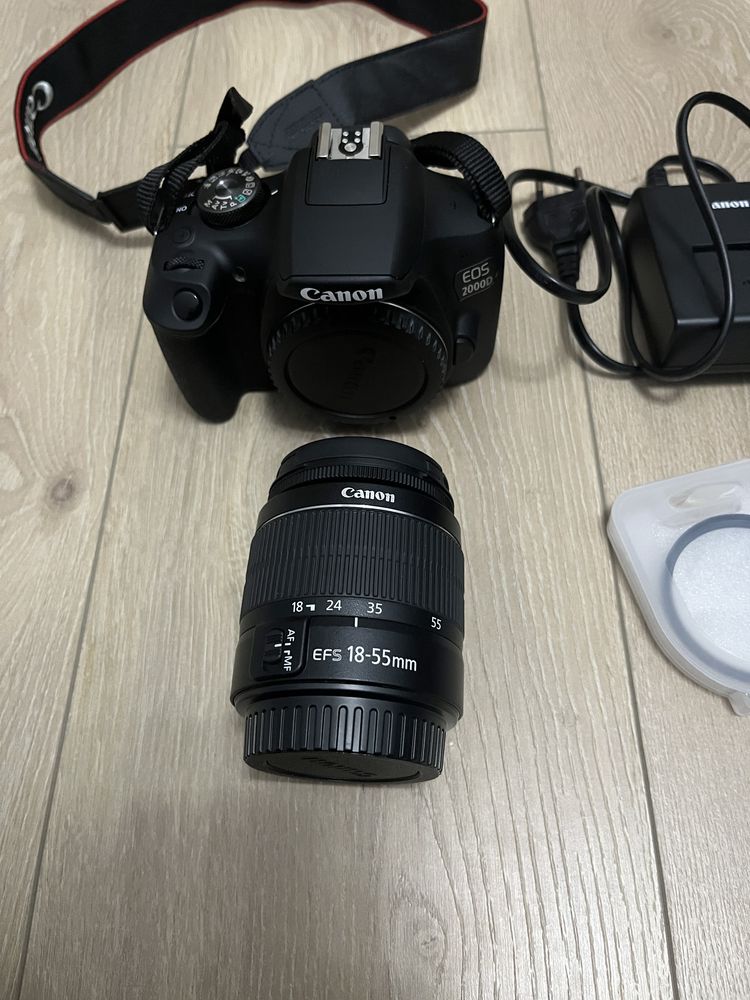 Lustrzanka Canon EOS 2000D + obiektyw + statyw + torba