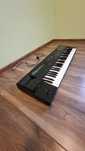 Roland D-20 – klasyczny syntezator z sekwencerem,
