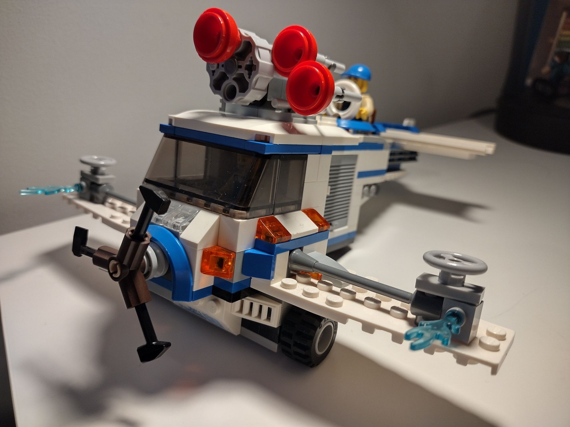 LEGO 70811 The Movie - The Flying Flusher Set
