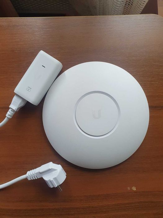 Точка доступу Wi-Fi Ubiquiti UAP-AC-PRO (AP AC PRO)