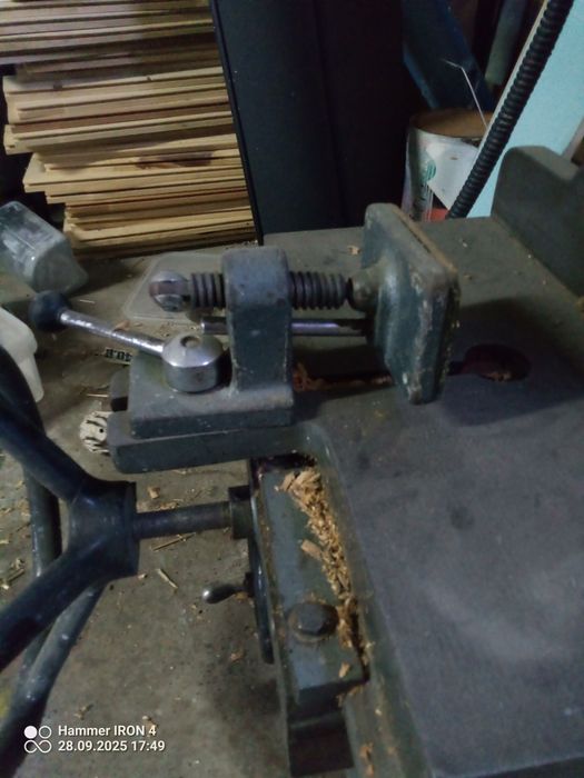 Dłutownica do drewna