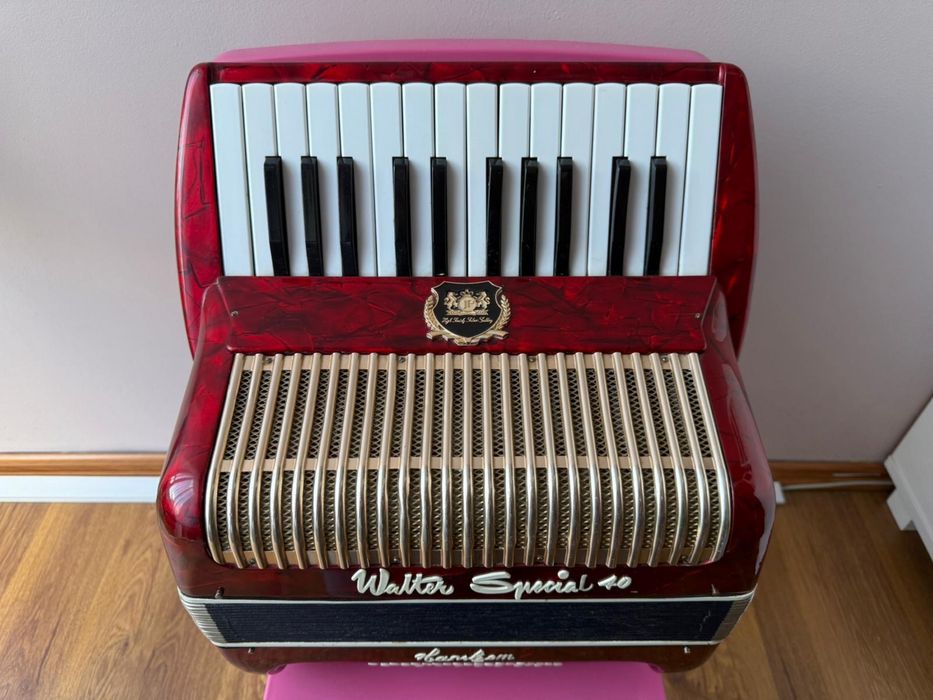 Akordeon 40 basów stan bardzo dobry