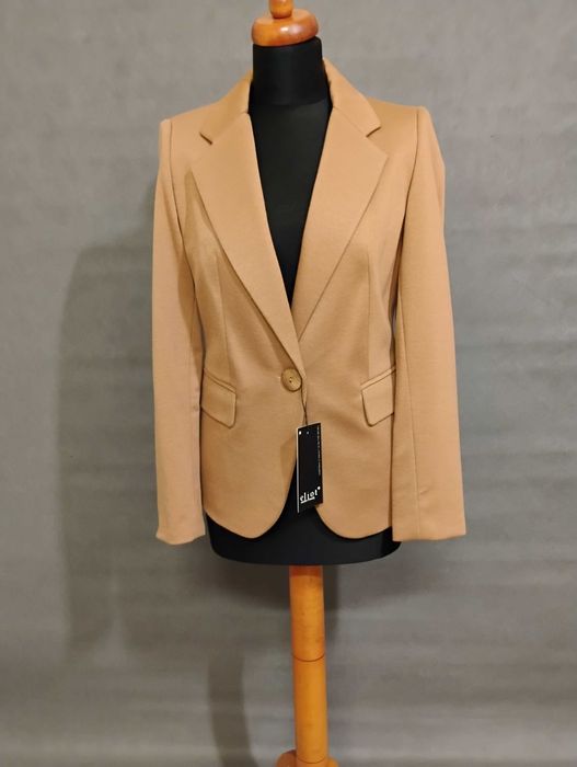 żakiet damski z dzianiny nowy z metką