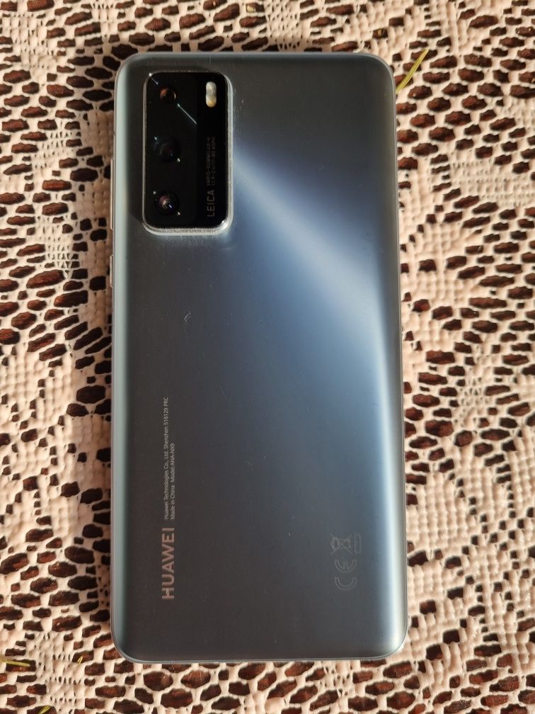 Huawei P40 zestaw, lekkie zbicie (nie lite, pro)