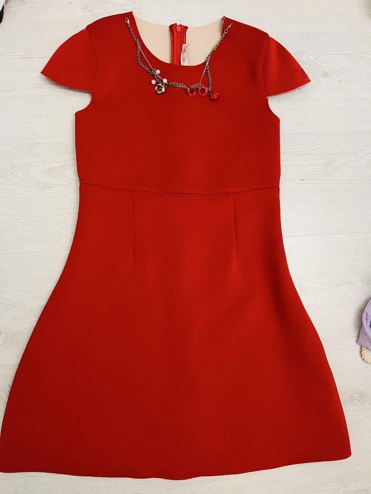 Червона сукня MISS BLUMARINE