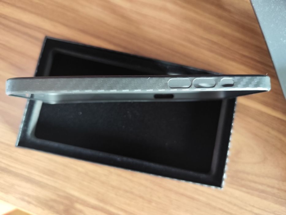 Чехол на Apple iPhone 13 Pro Max