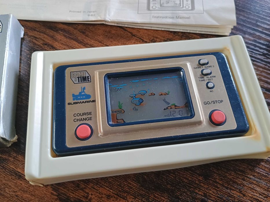 konsola gierka lcd stara prl