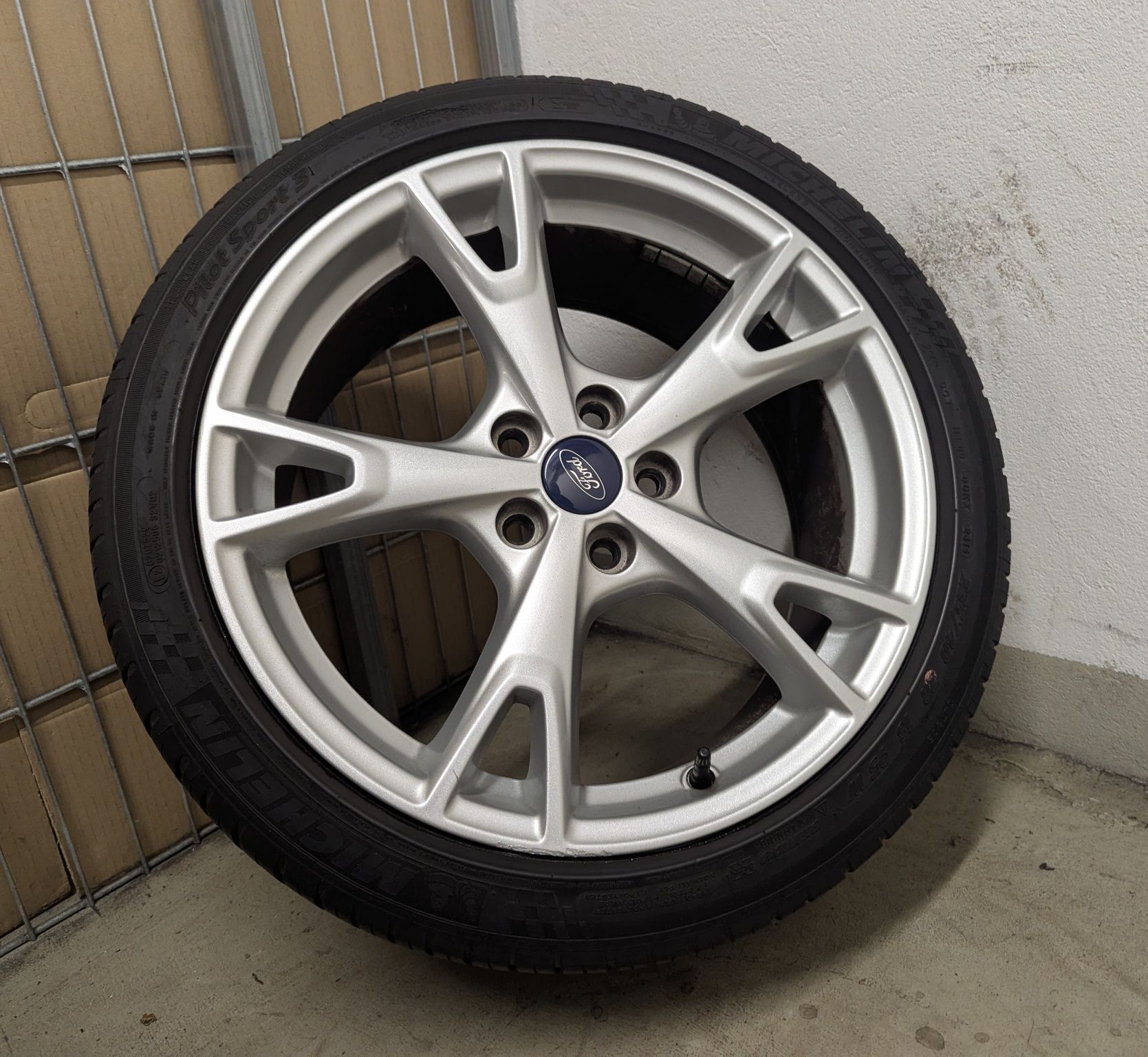 Oryginalne Koła Ford 18"  5x108  Czujniki ciśnienia TPMS  Lato