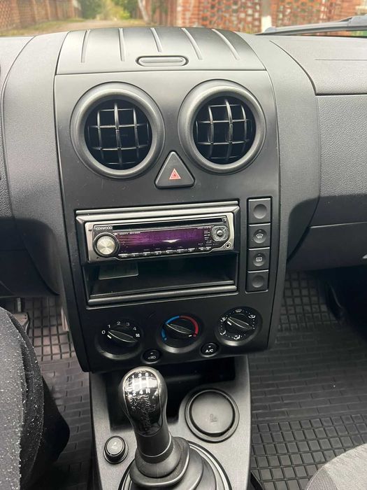 Ford Fusion 2004