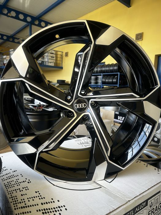 Felgi aluminiowe Audi q7 sq7 q8 SQ8 22 cali