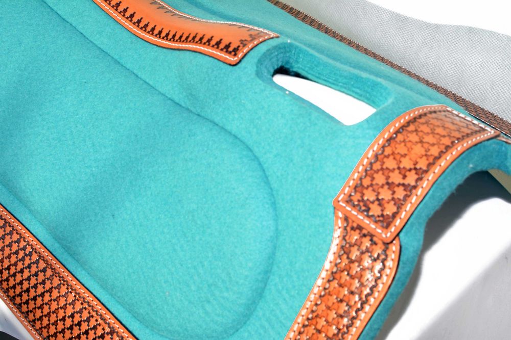 Czaprak western z  USA filcowy 20 modeli