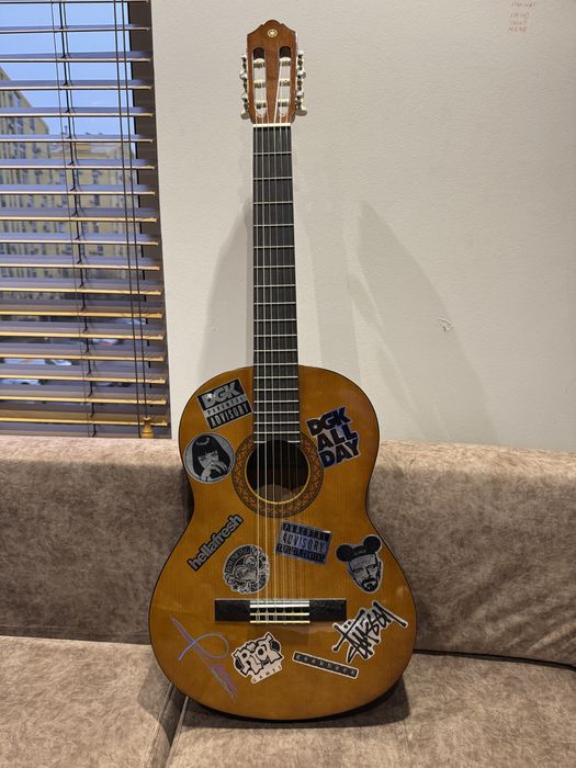 Гітара Yamaha c40