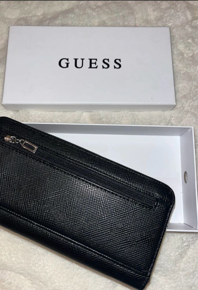 Carteira da GUESS preta, nova