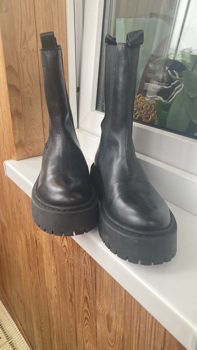 Челсі демісезонні шкіряні 41 р. Edited