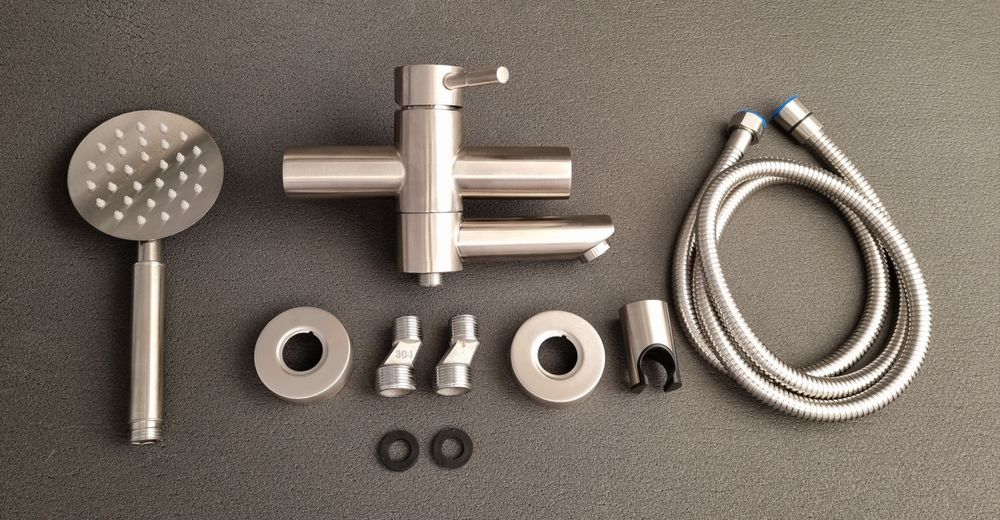 новий змішувач для ванної кімнати з душем із нержавіючої сталі