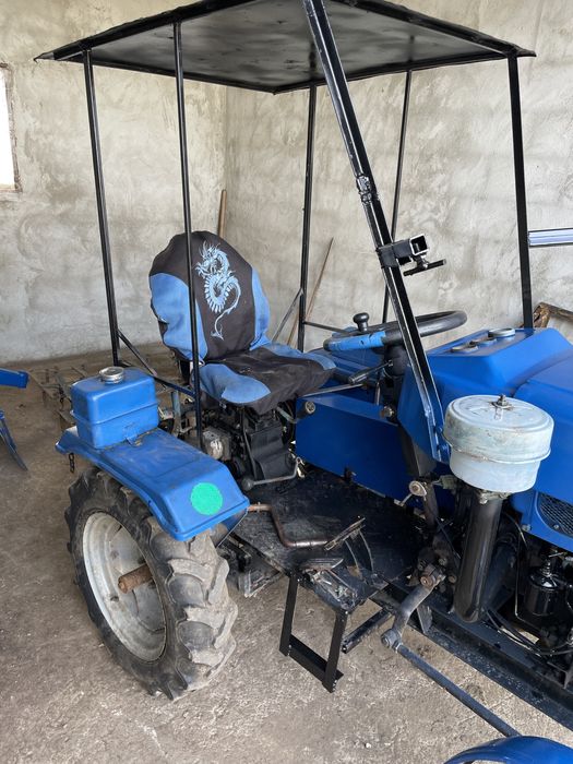 Мототрактор ДВ-180 18 кінських сил вживаний