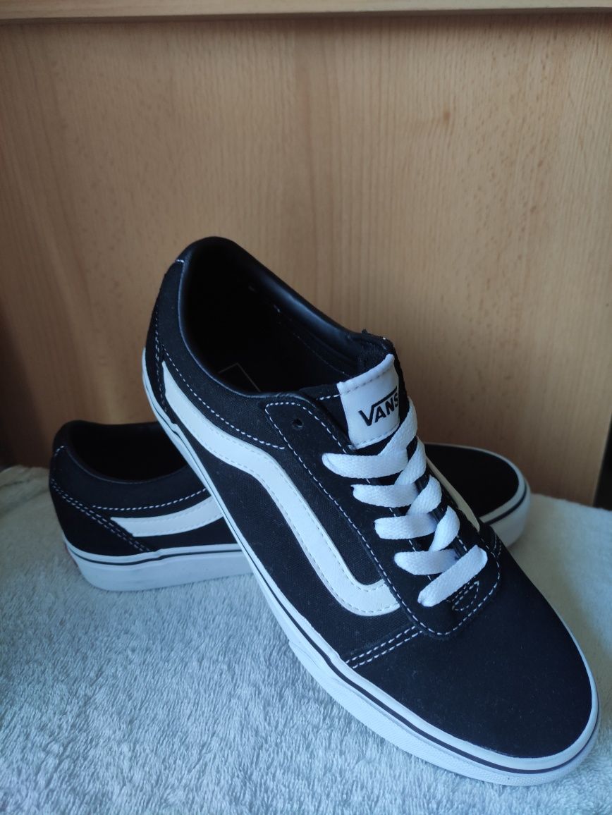 Nowe VANS Tenisówki Damskie Old Skool Czarny/ Biały rozmiar 38