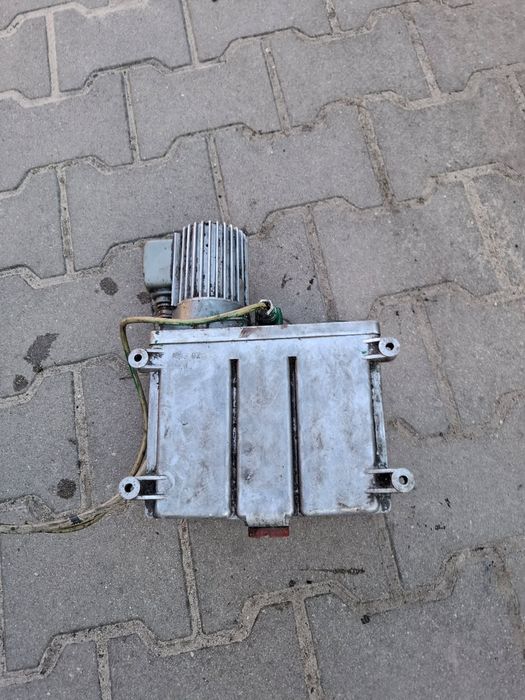 Pompa smarowania Willy Vogel MFE 2/B4