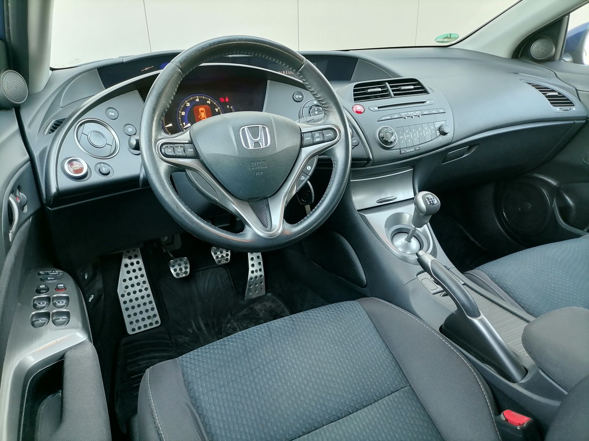 Honda Civic VIII 1.8 16V i-VTEC * Mały Przebieg * Śliczna * Polecam *