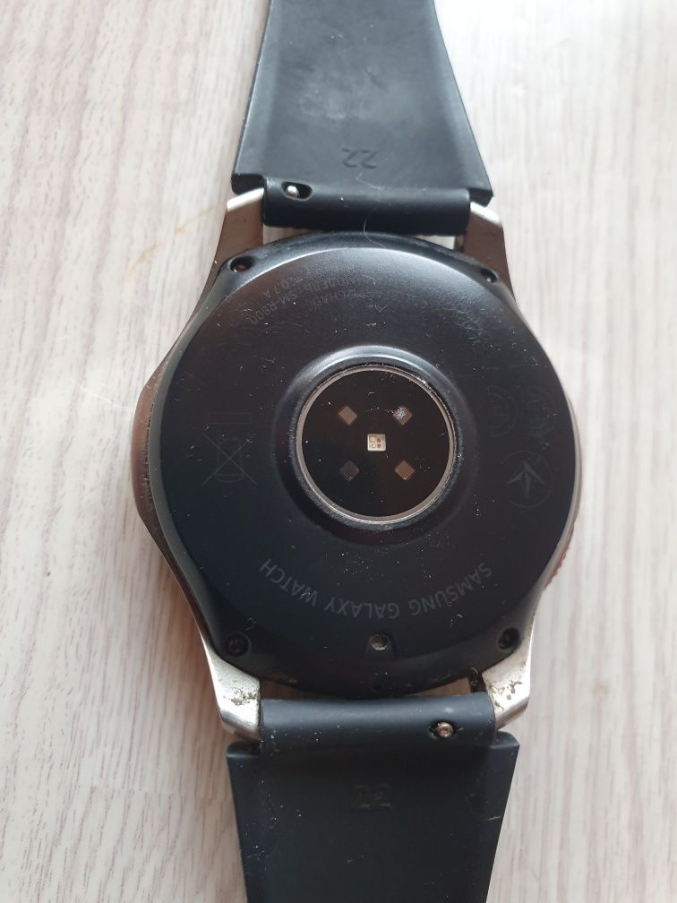 Продам мужские Samsung watch