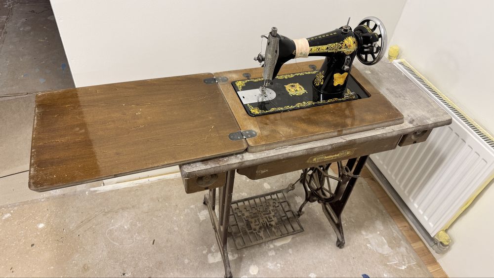 Швейна машинка механічна Butterfly