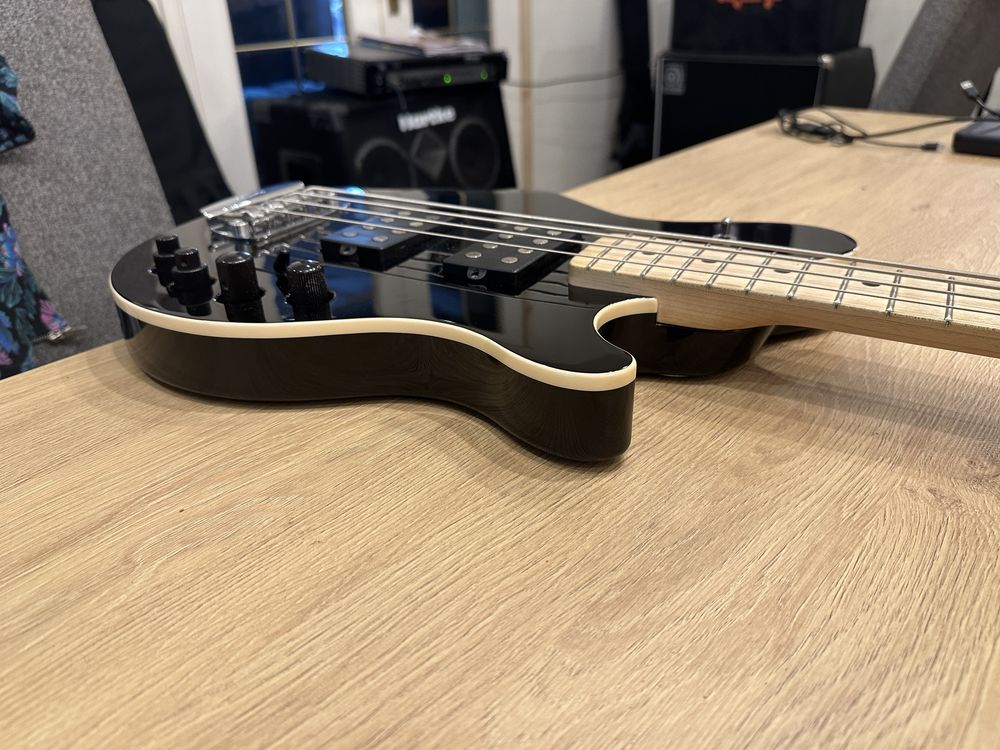 MusicMan Reflex Gamechanger USA Bass