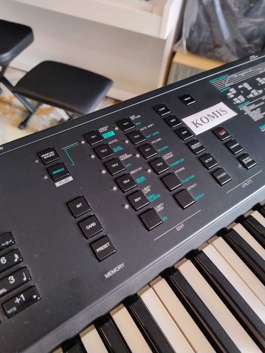 Yamaha V50 -syntetyzer