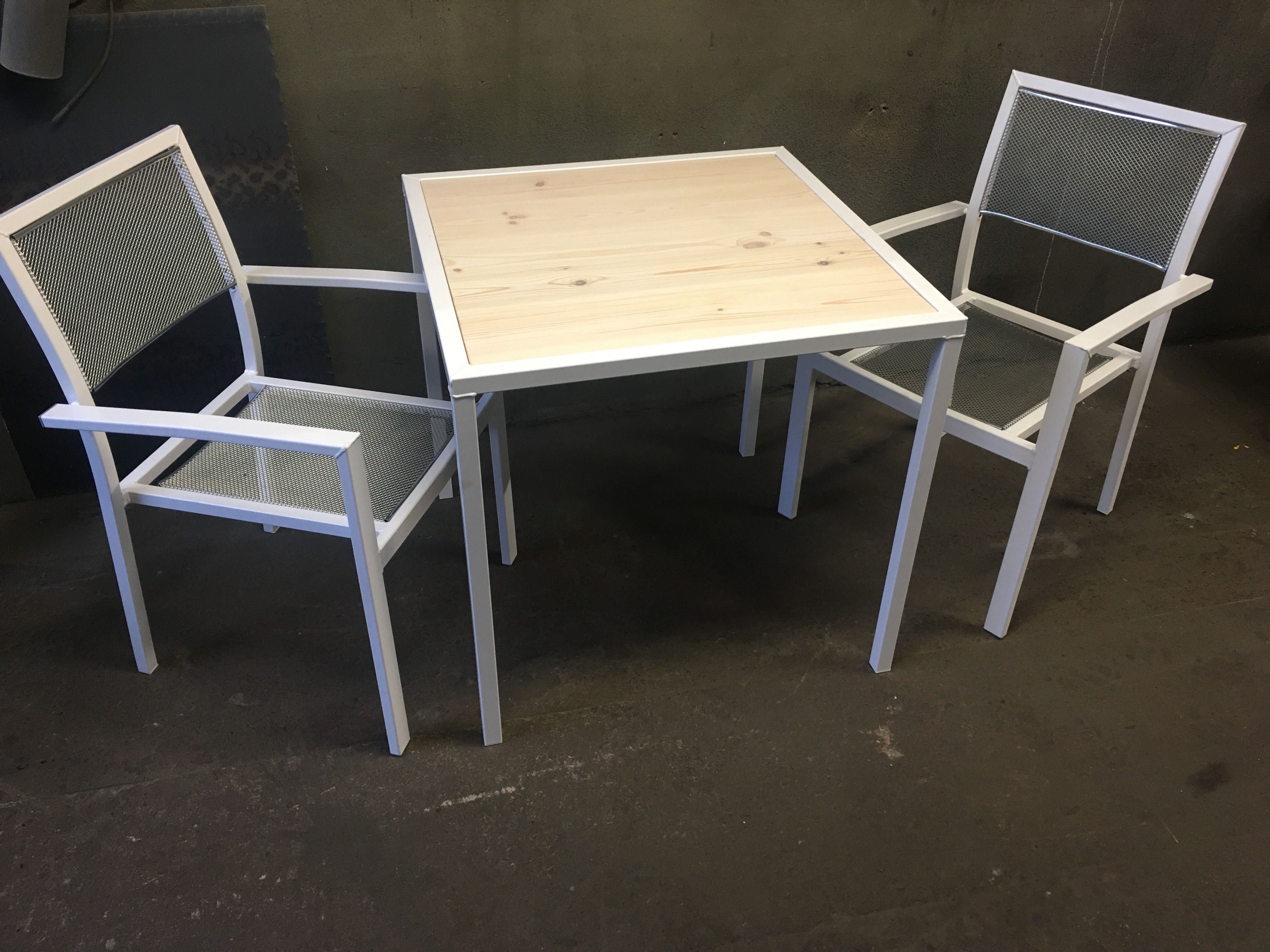 zestaw stół + 2 krzesła meble ogrodowe na zamówienie, sztaplowane L&W