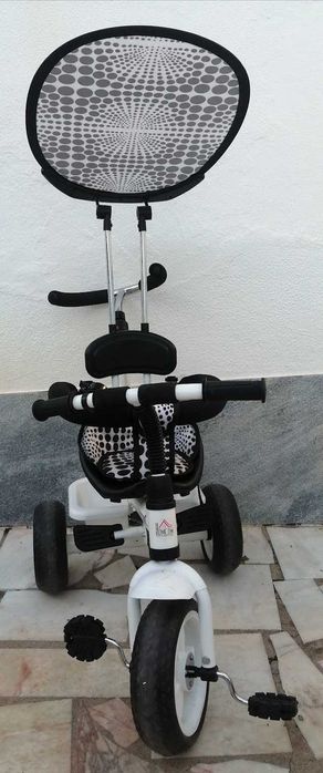 Triciclo criança