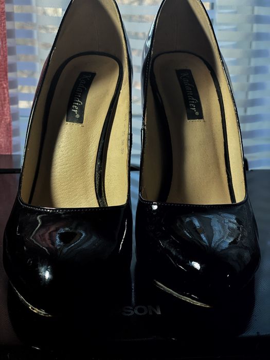 Туфли лодочки черные