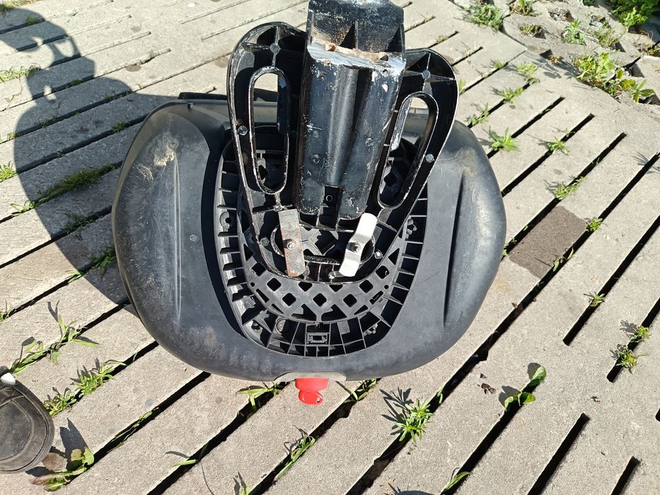 Stelaż,mocowanie kufra, kufer Piaggio Vespa et2, et4 oryginał