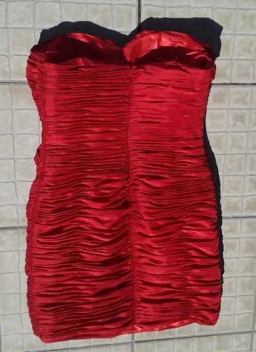 Vestido de festa vermelho