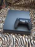 Ps4 slim в отличном рабочем состоянии(читайте описание)