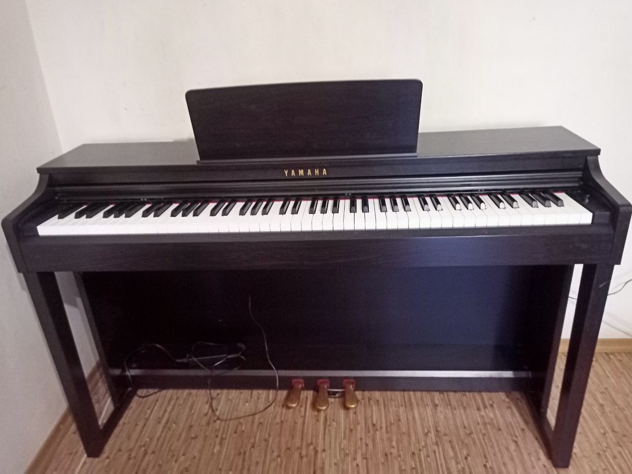 Цифрове піаніно YAMAHA  clp  525. Clavinova.