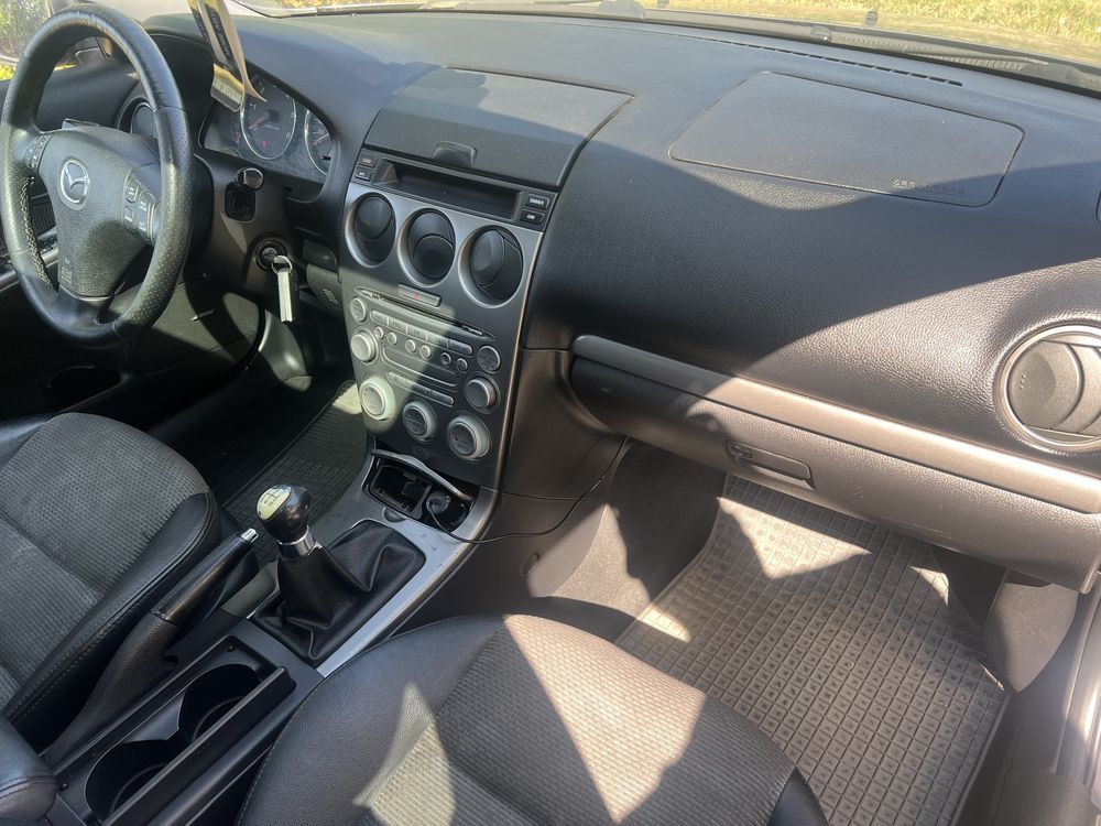 Мазда 6 , 2.0 дизель , 2004 год автомобиль машина mazda