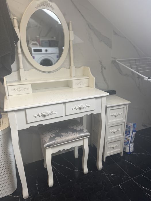 Toaletka polka taboret