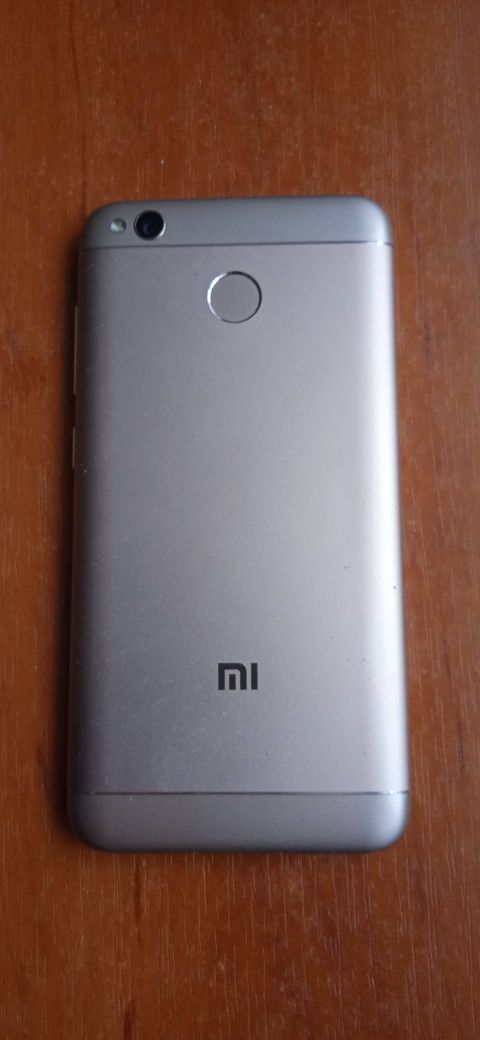 Xiaomi redmi 4X.