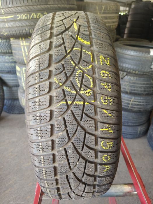215/60R17C 104/102H Dunlop SP Winter Sport 3D      Z675/150A