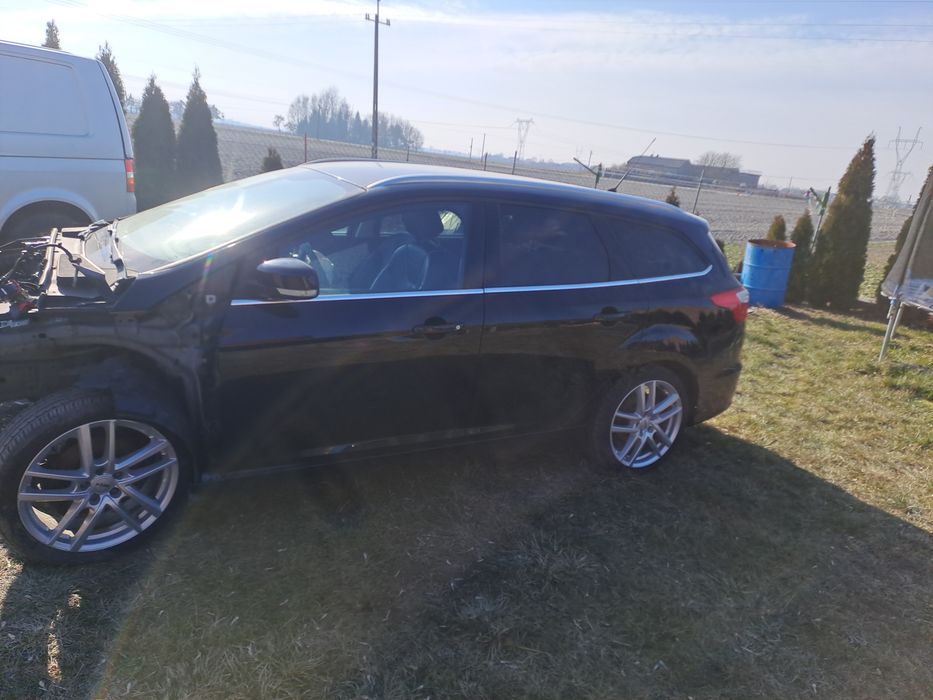 Focus MK3 Kombi Klapa Zderzak Drzwi Tył Przód Lewe Prawe kolor F8 WaWa